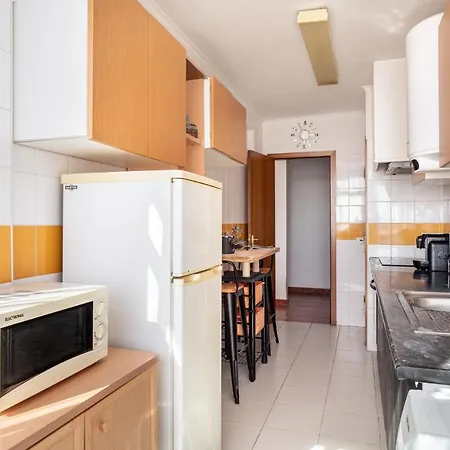 Altido Luxurious Flat In * Setubal